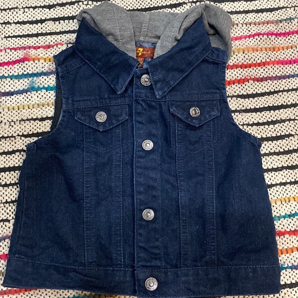 7 Seven Boys Hooded Denim Vest Size 2T - Picture 5 of 5